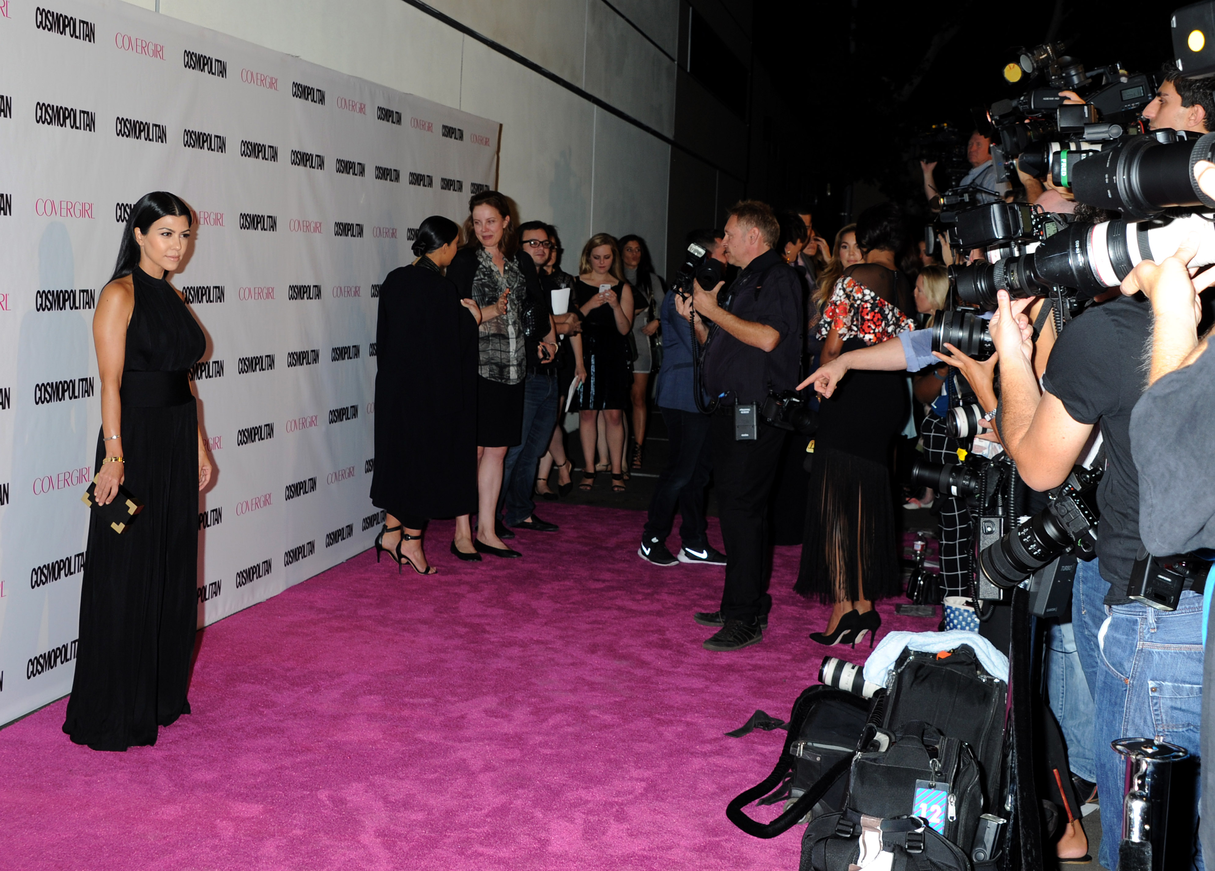 Access_Kardashian_04.jpeg