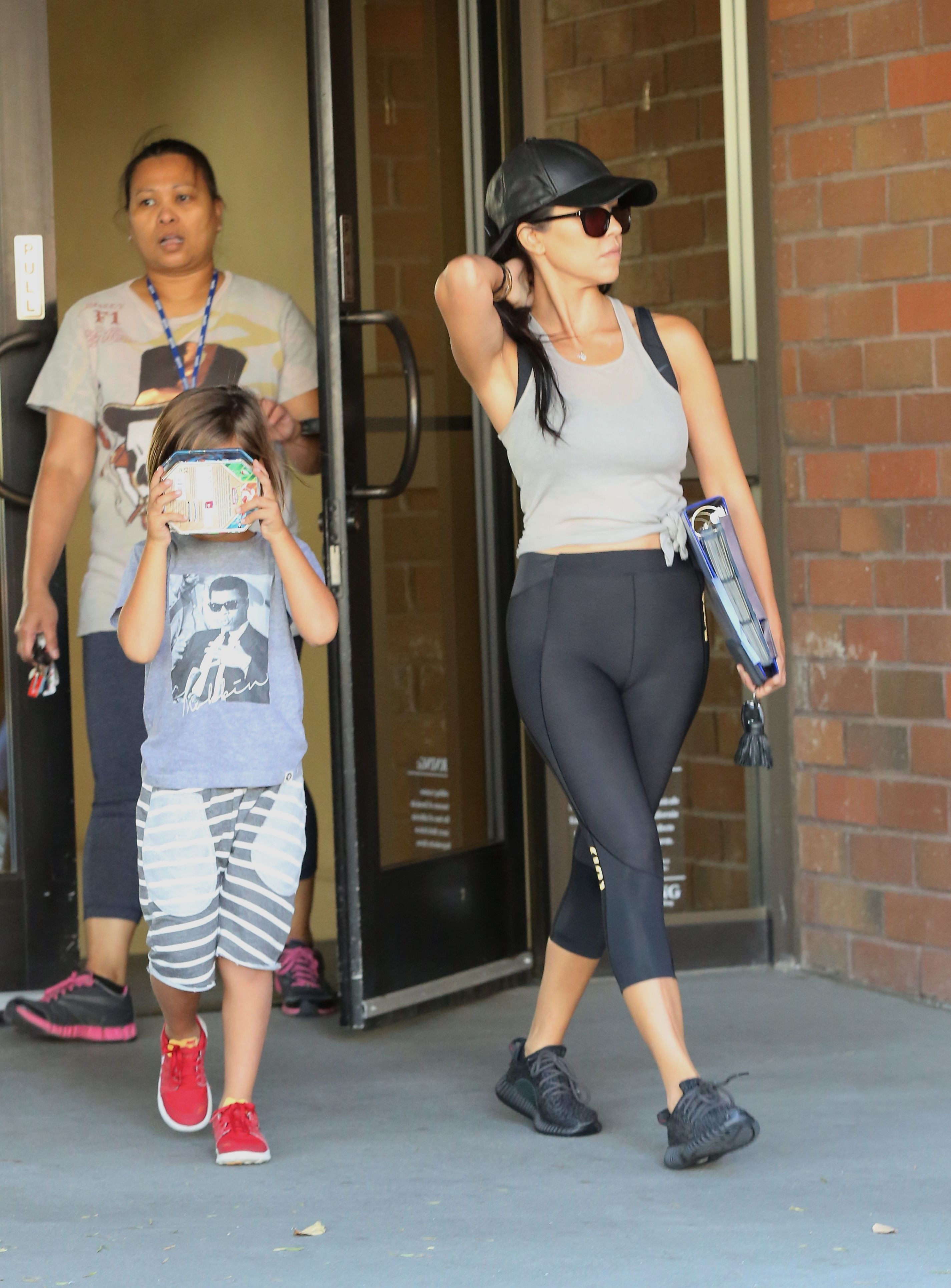 Access_Kardashian_02.jpg