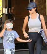 Access_Kardashian_08.jpg