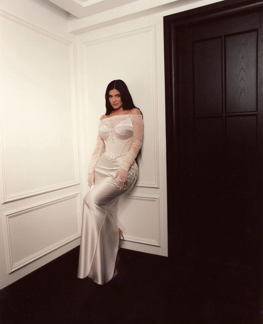 Access_Kardashian_004.jpg