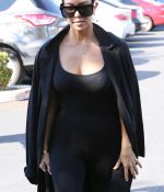 Access_Kardashian_05.jpg
