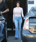 Access_Kardashian_09.jpg