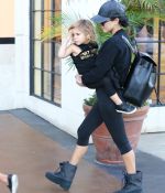 Access_Kardashian_02.jpg
