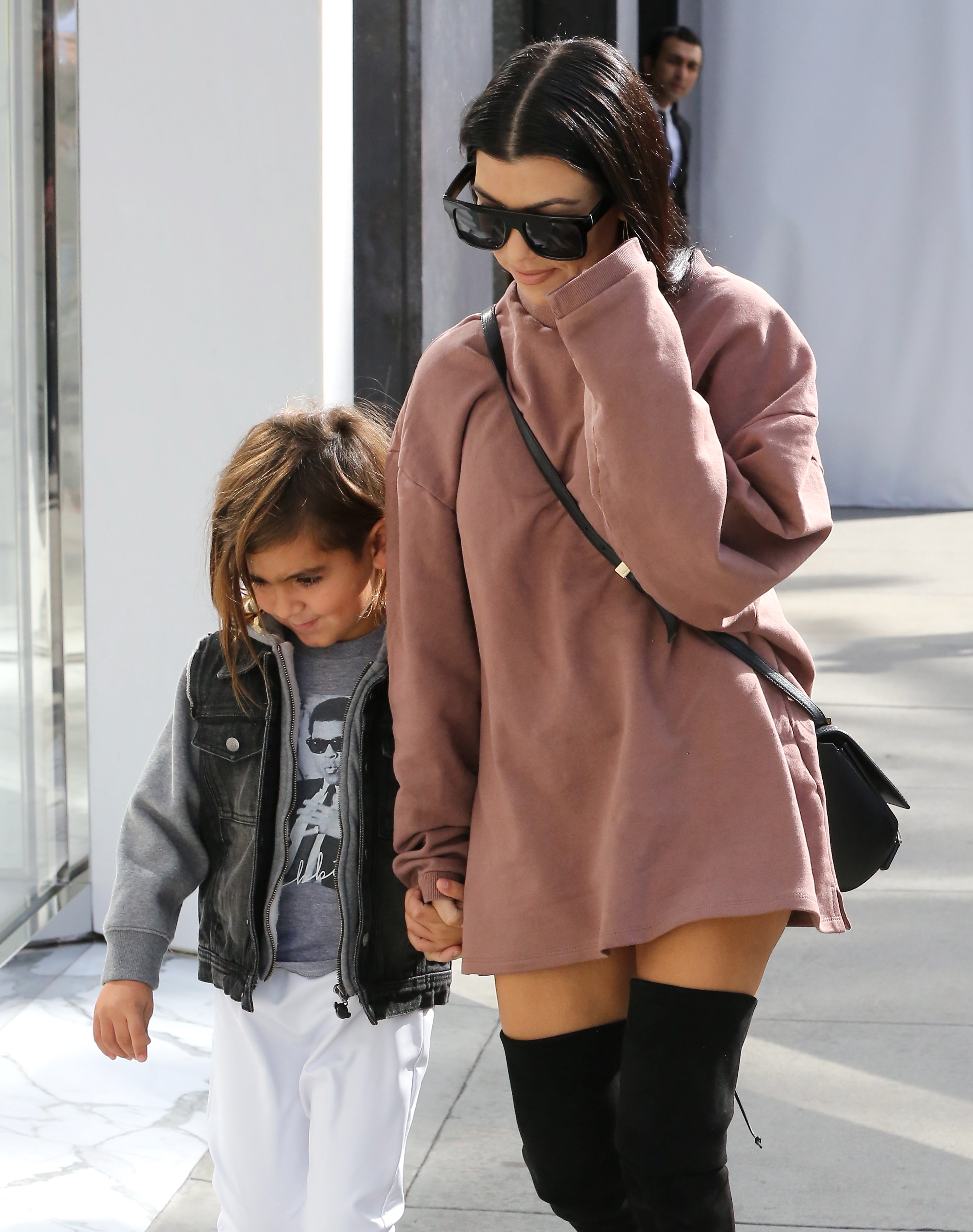 Access_Kardashian_02.jpeg