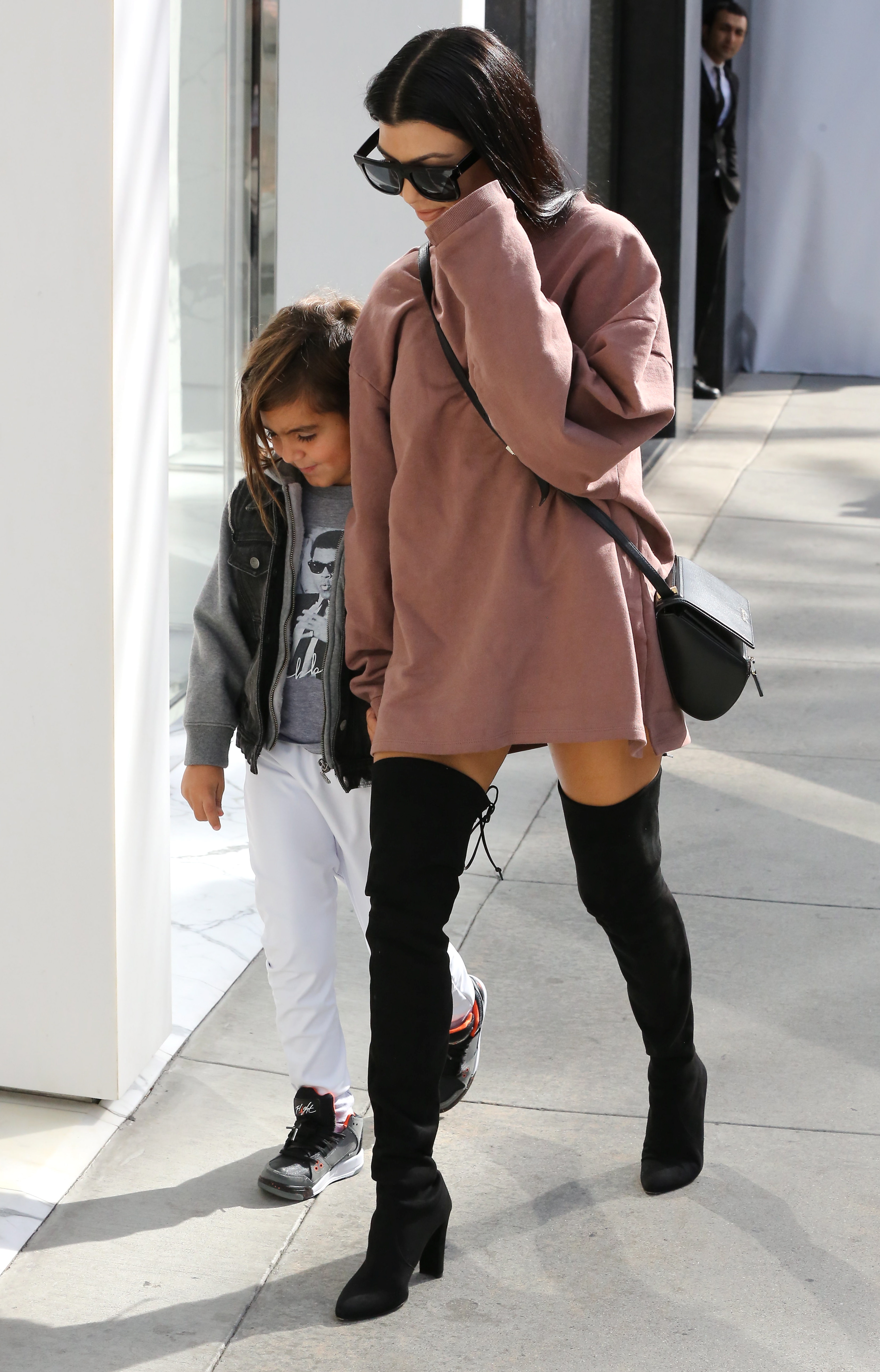 Access_Kardashian_08.jpeg