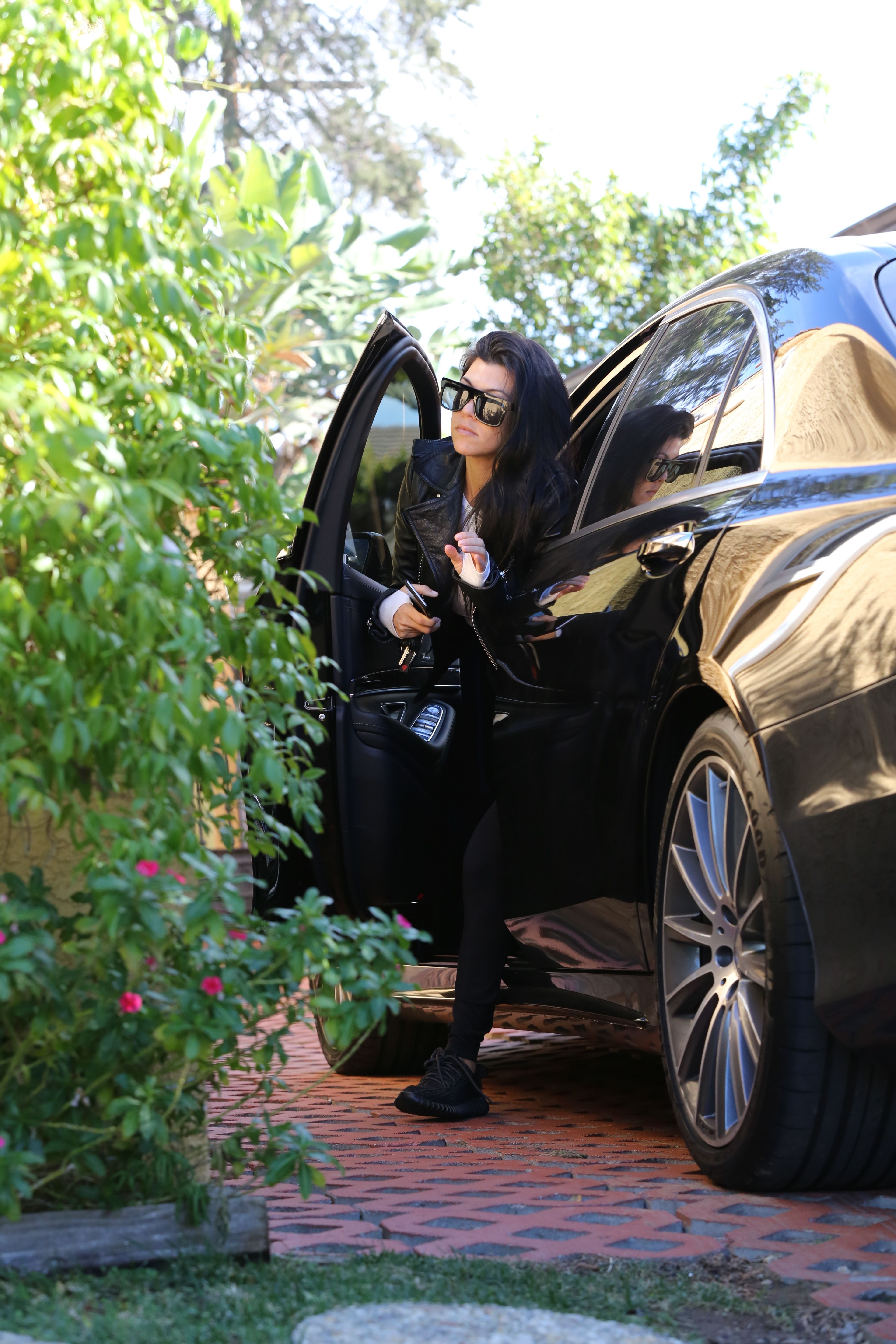 Access_Kardashian_01.jpg