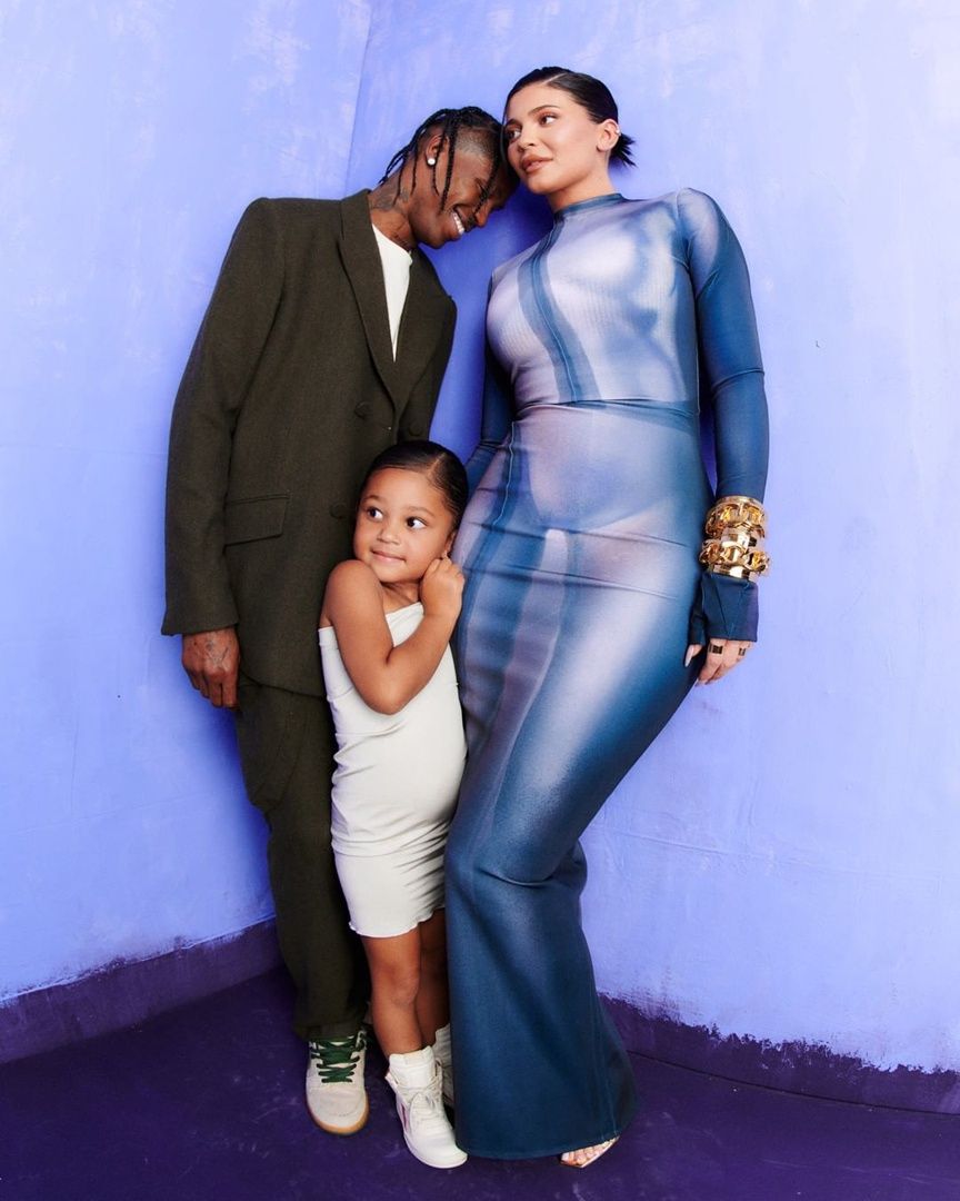 Access_Kardashian_003.jpg
