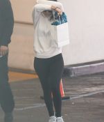 Access_Kardashian_04.jpg
