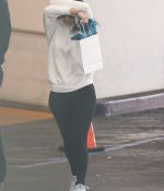 Access_Kardashian_05.jpg