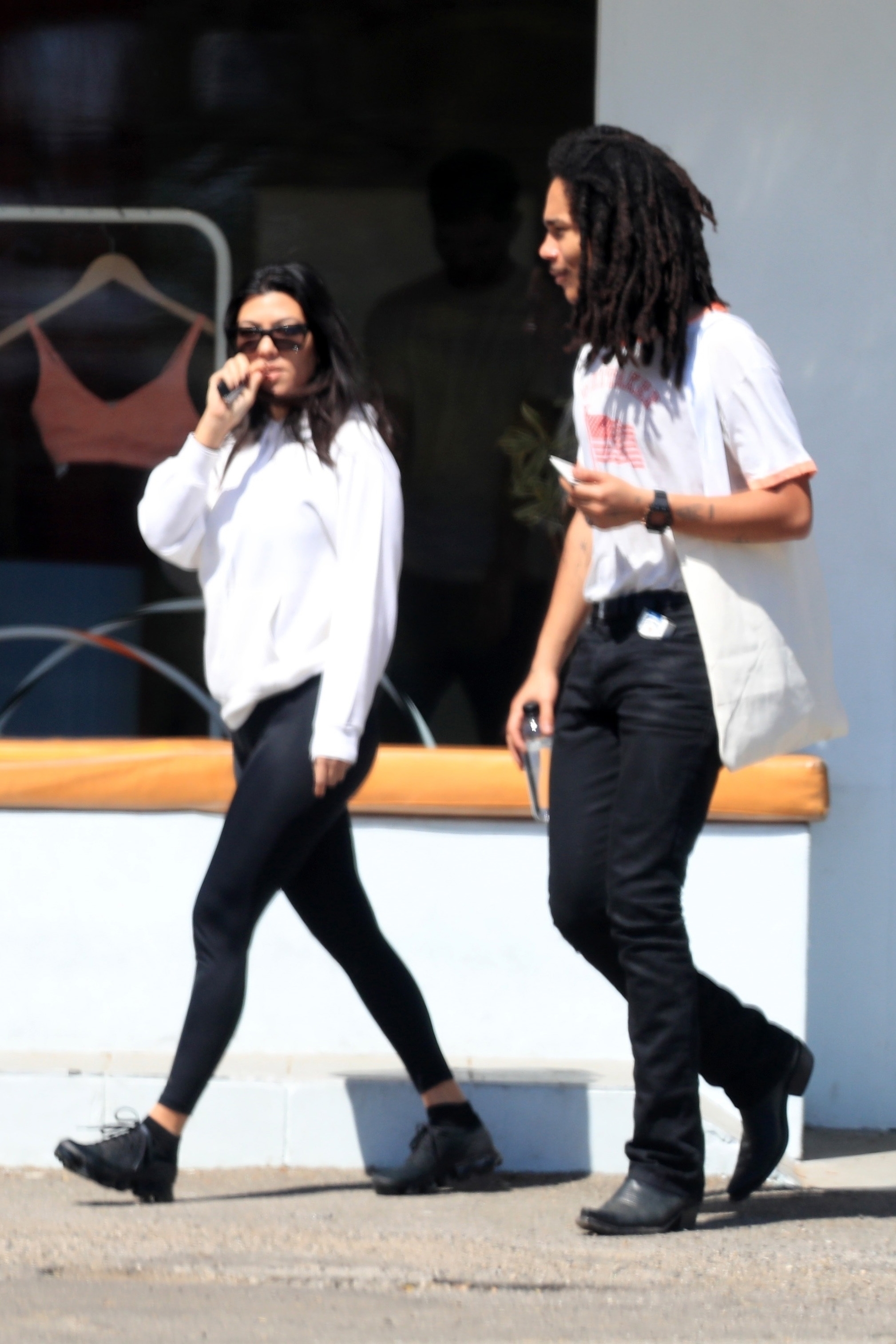 Access_Kardashian_04.jpg