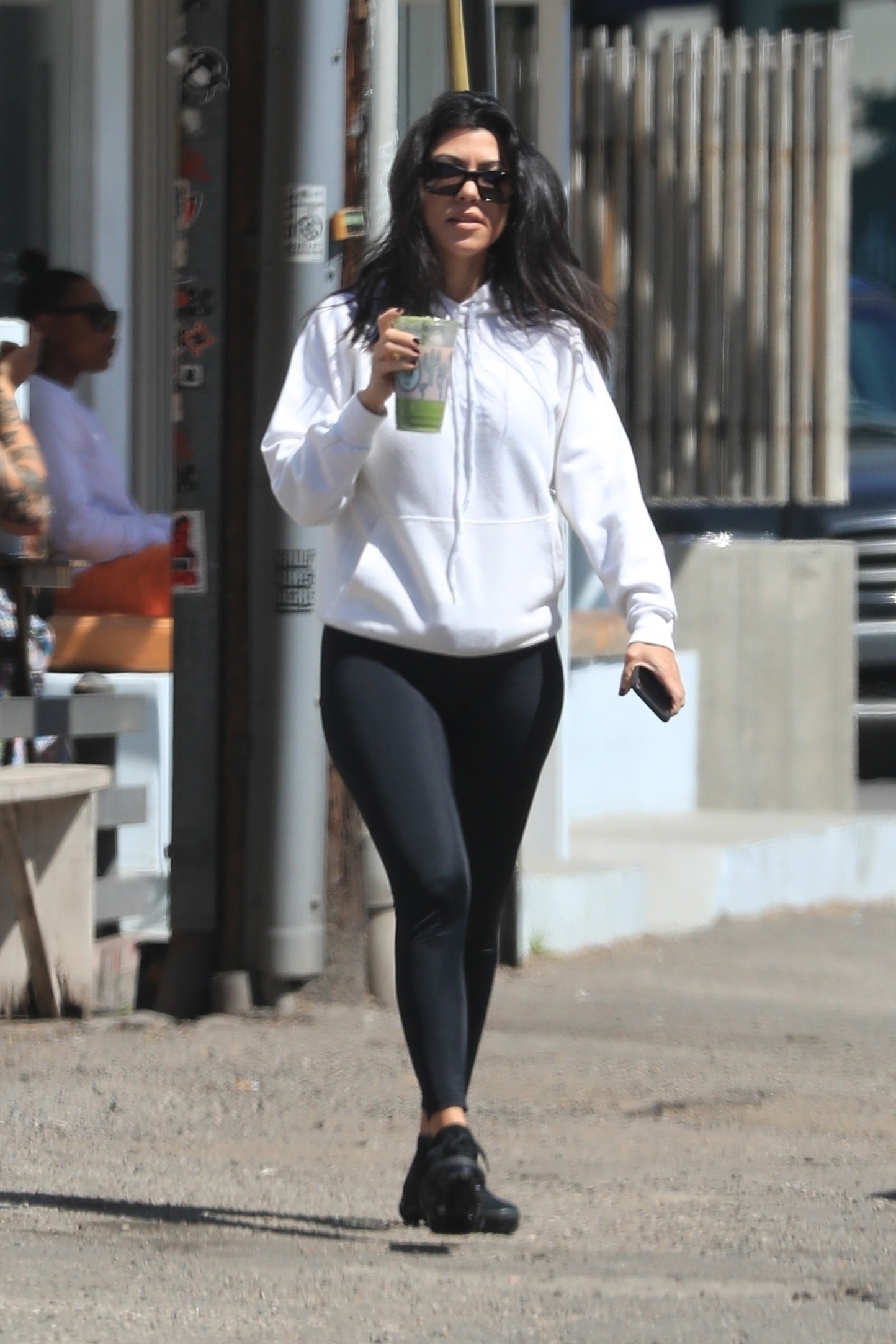 Access_Kardashian_08.jpg