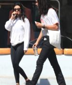 Access_Kardashian_06.jpg