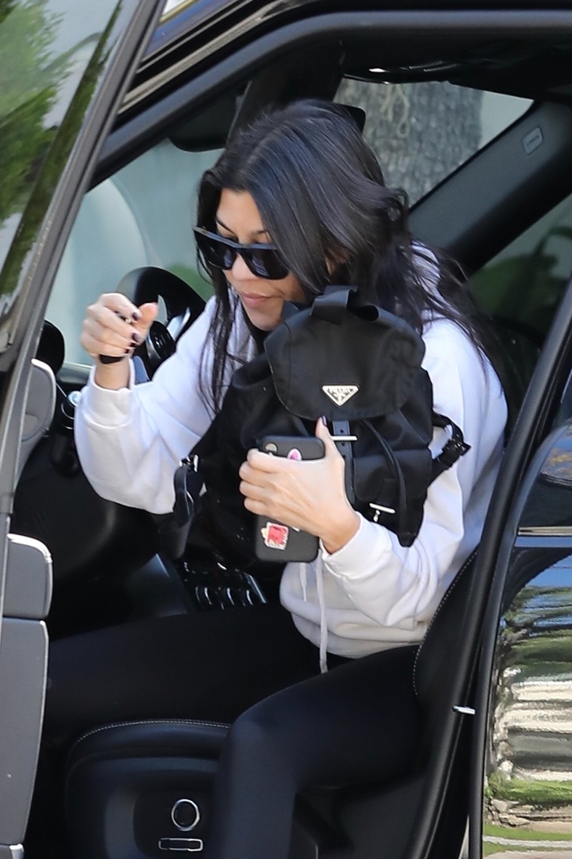 Access_Kardashian_01.jpg