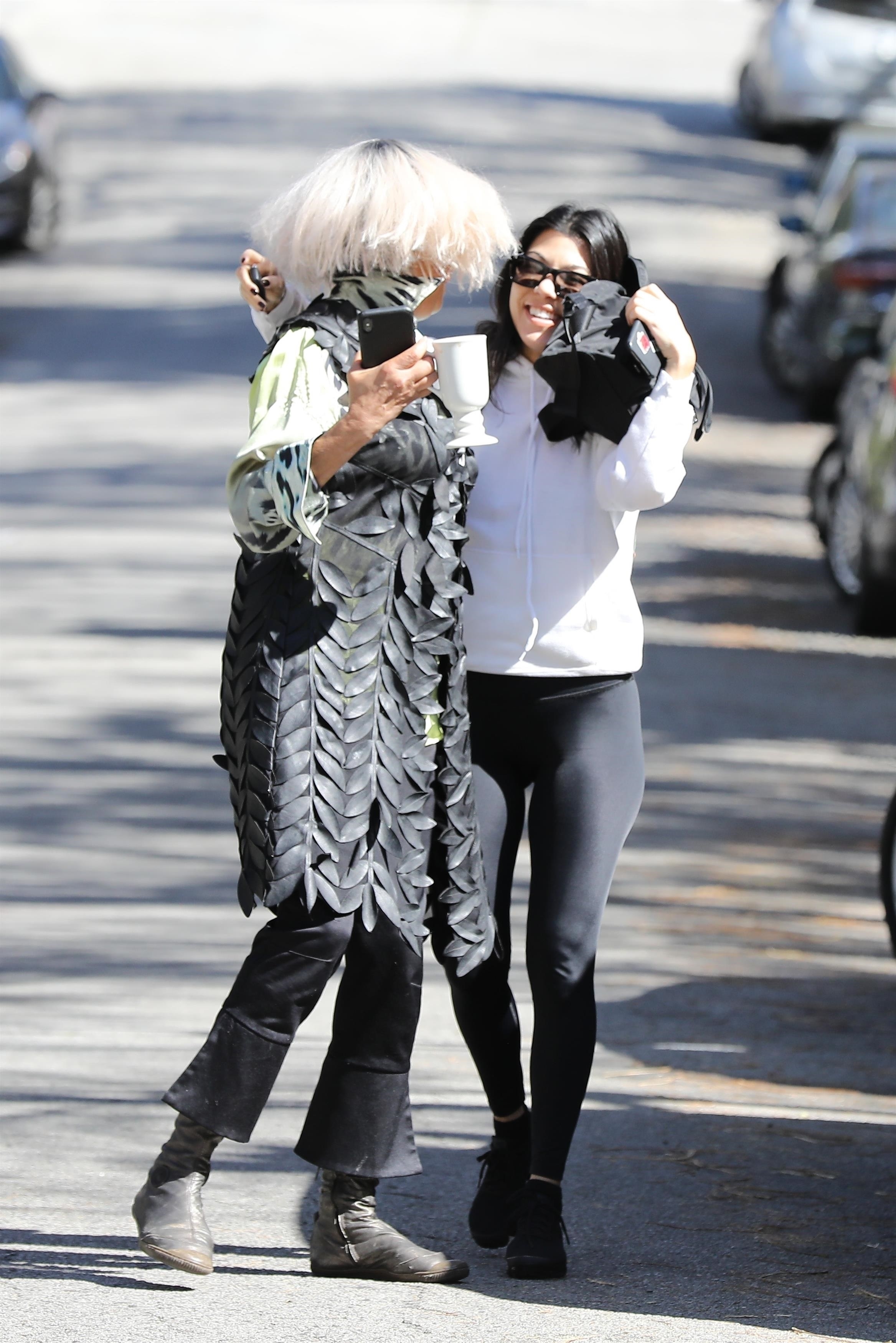 Access_Kardashian_04.jpg