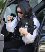 Access_Kardashian_01.jpg