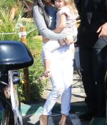 Access_Kardashian_01.jpg