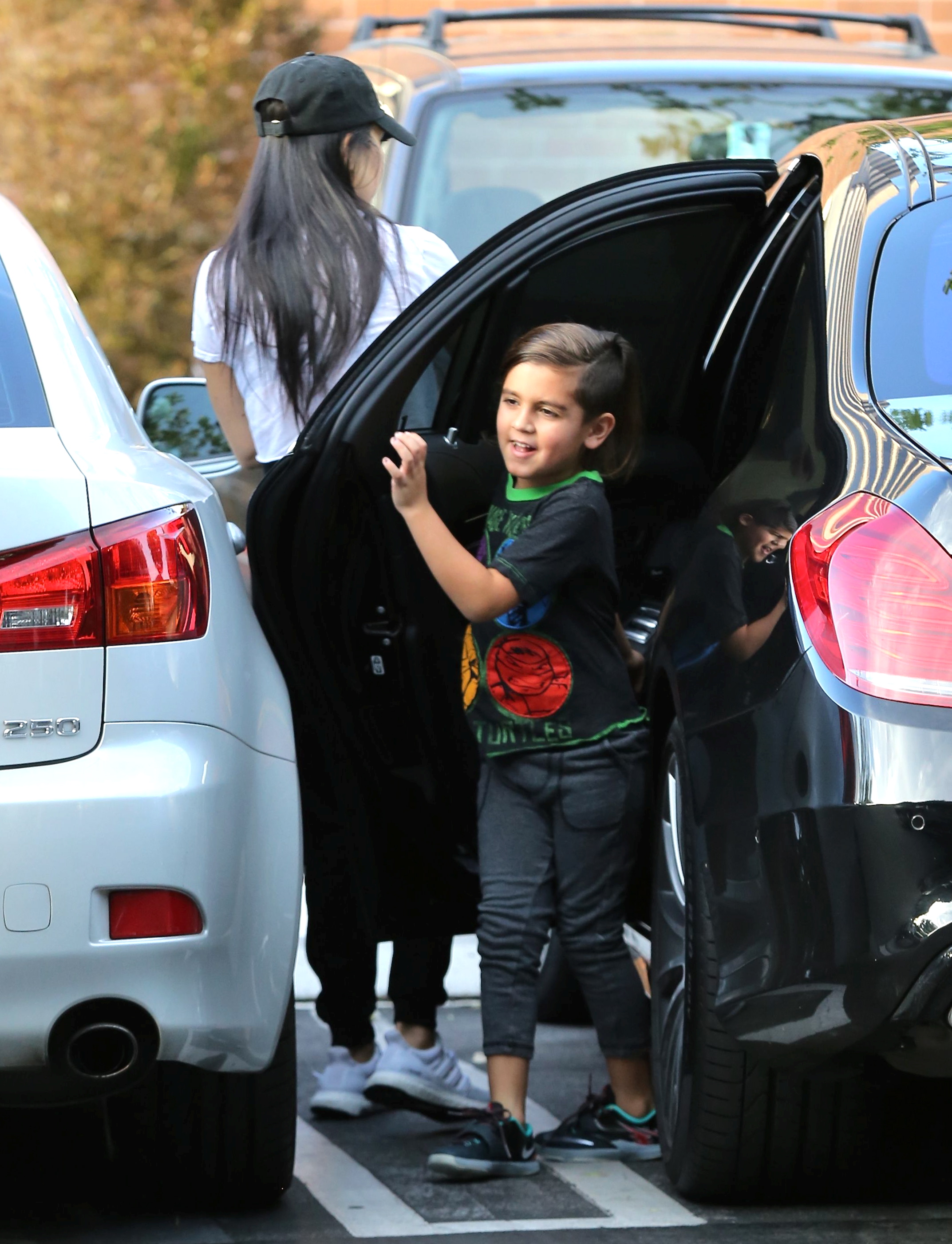 Access_Kardashian_02.jpg