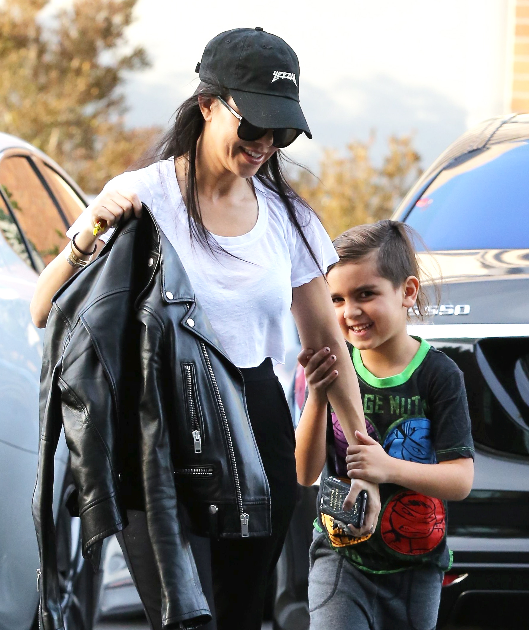 Access_Kardashian_03.jpg