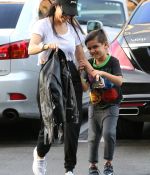 Access_Kardashian_07.jpg