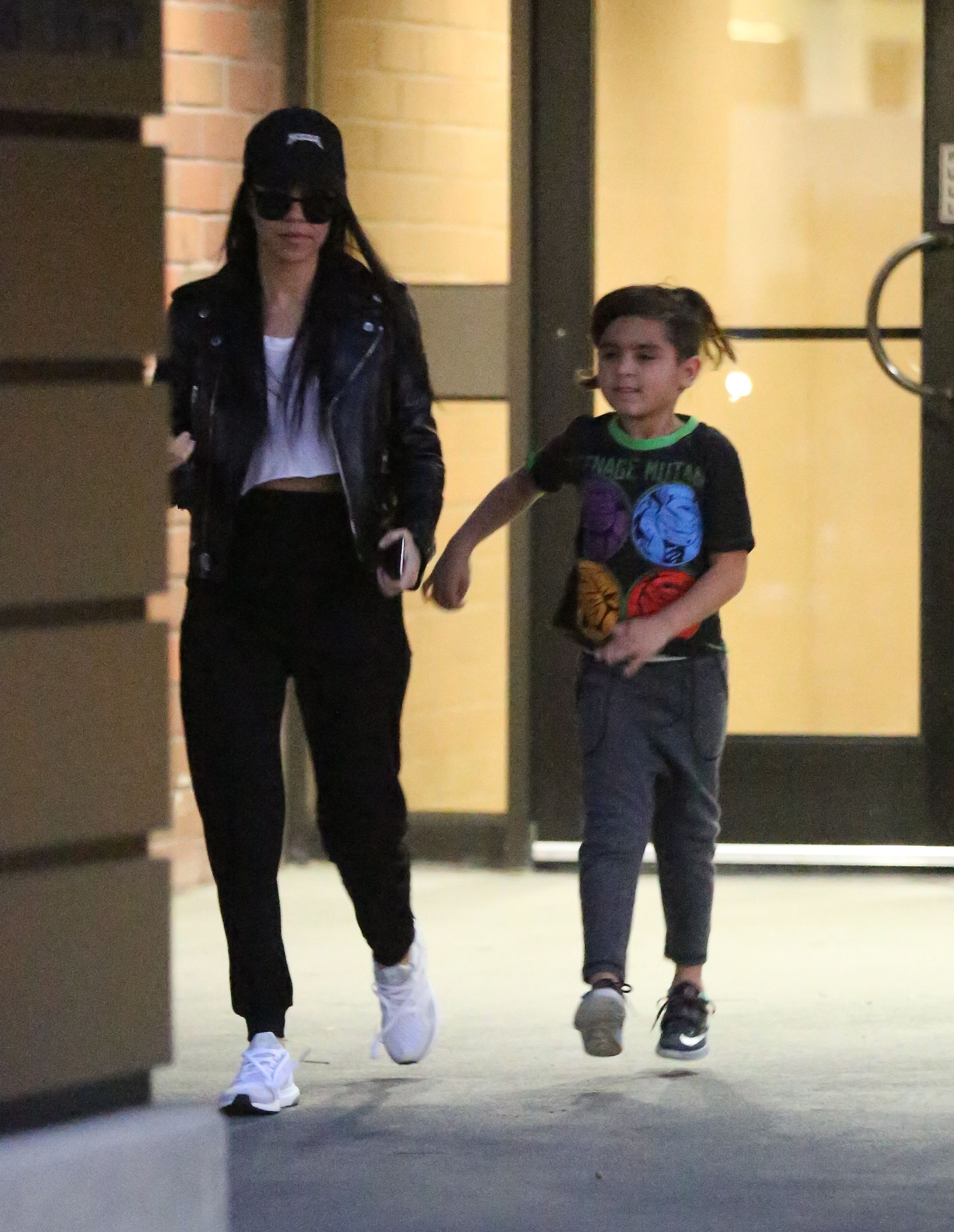 Access_Kardashian_02.jpg