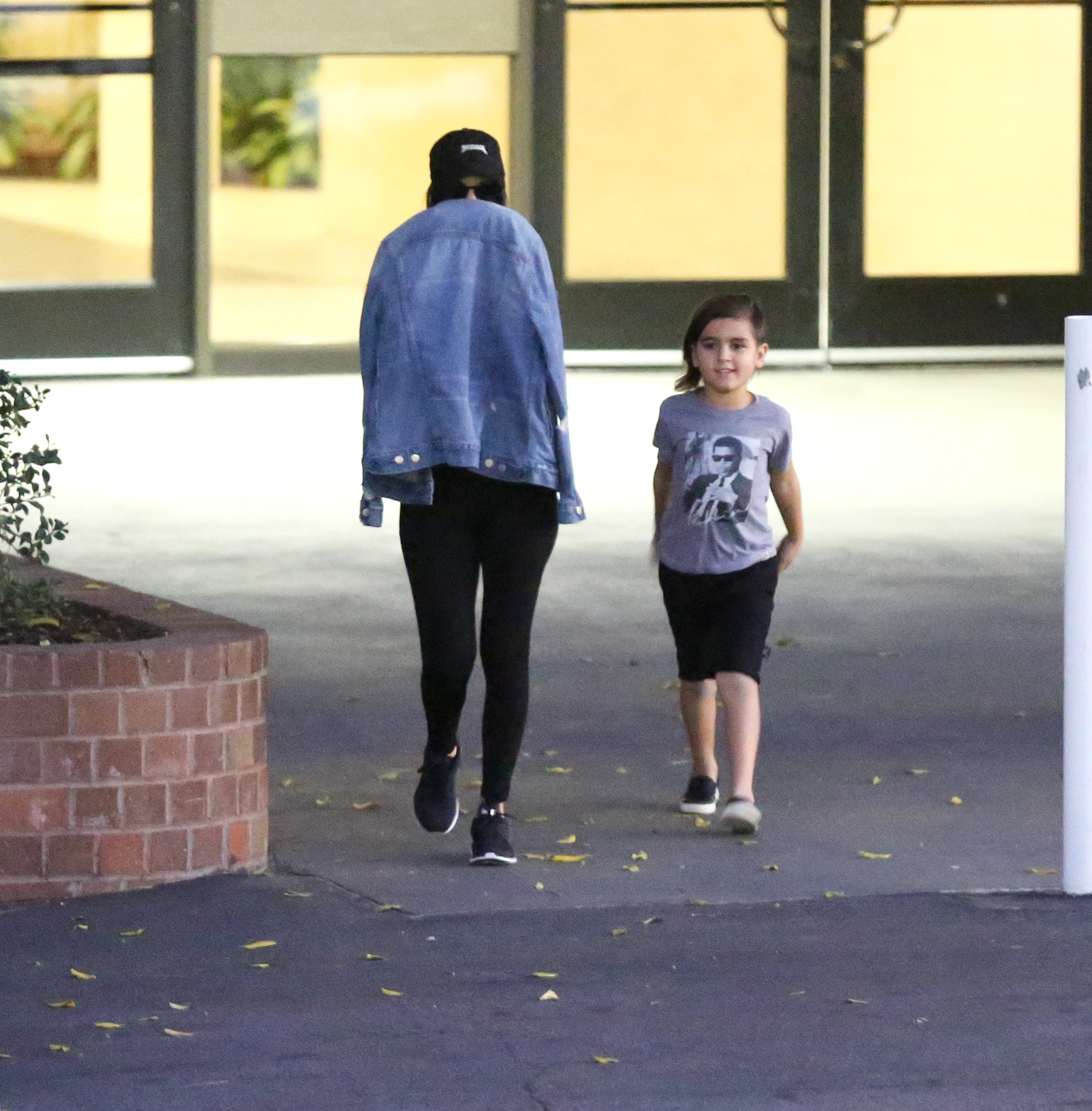 Access_Kardashian_02.jpeg