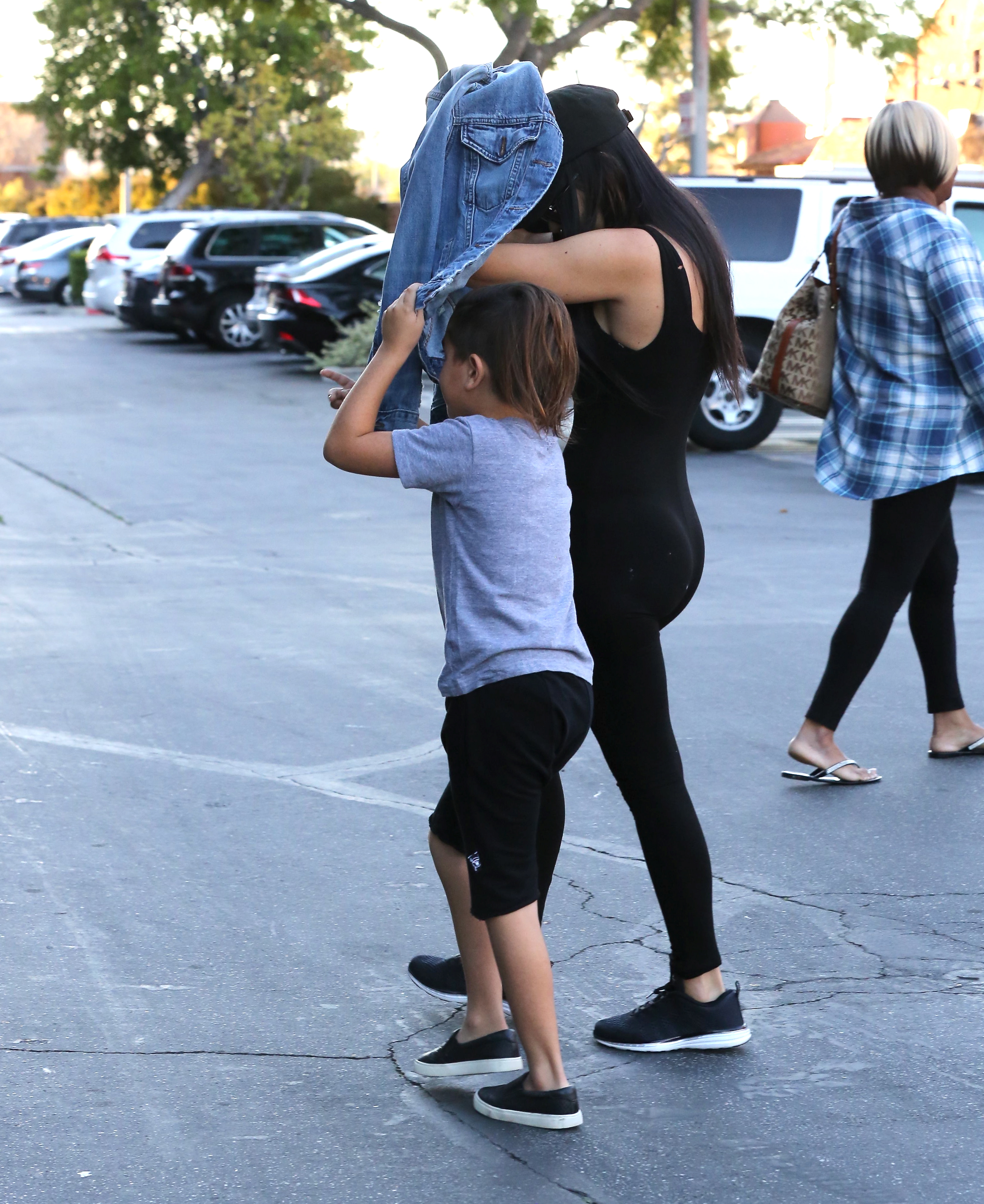 Access_Kardashian_09.jpg
