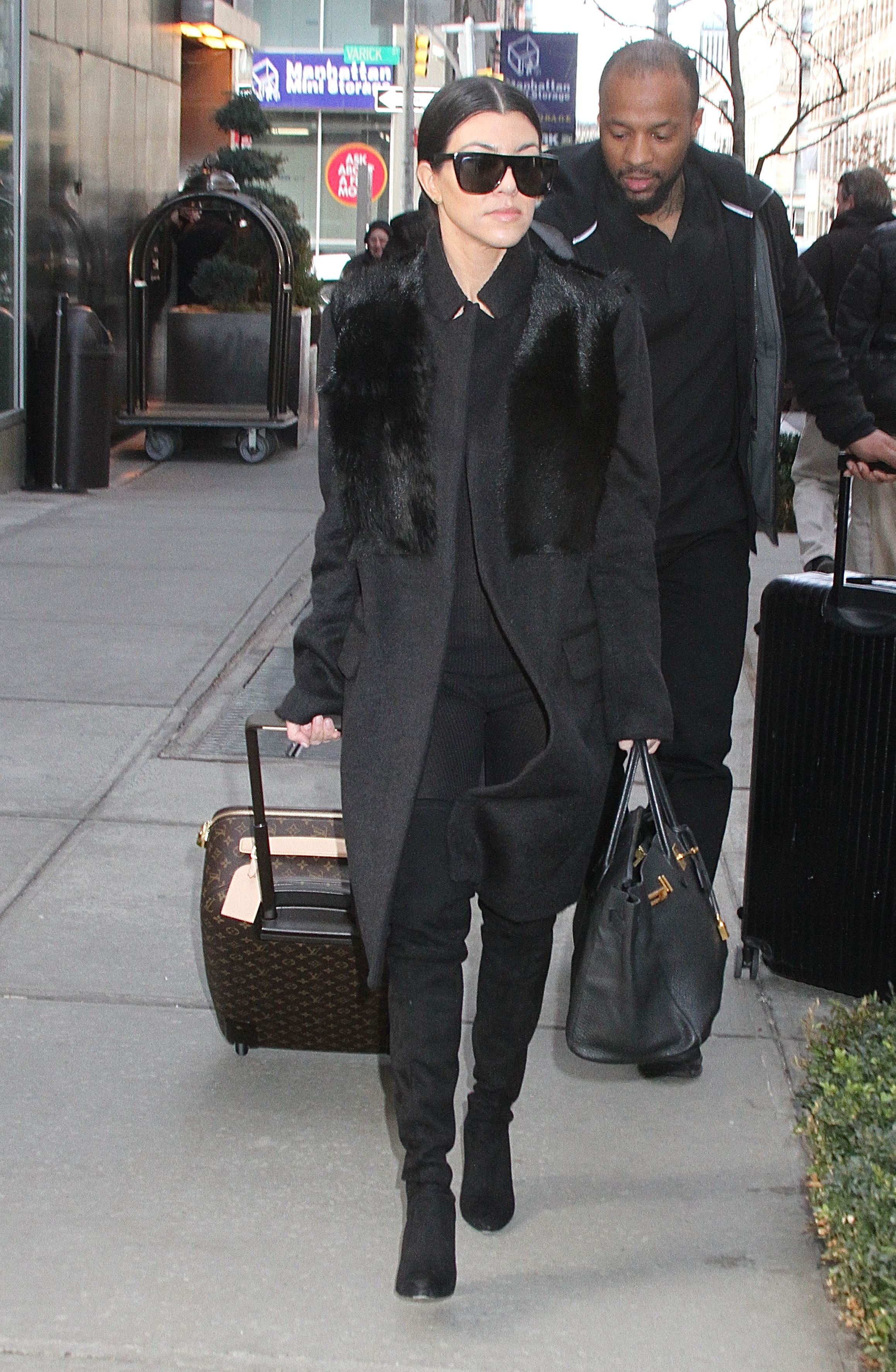 Access_Kardashian_03.jpg