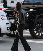 Access_Kardashian_05.jpg
