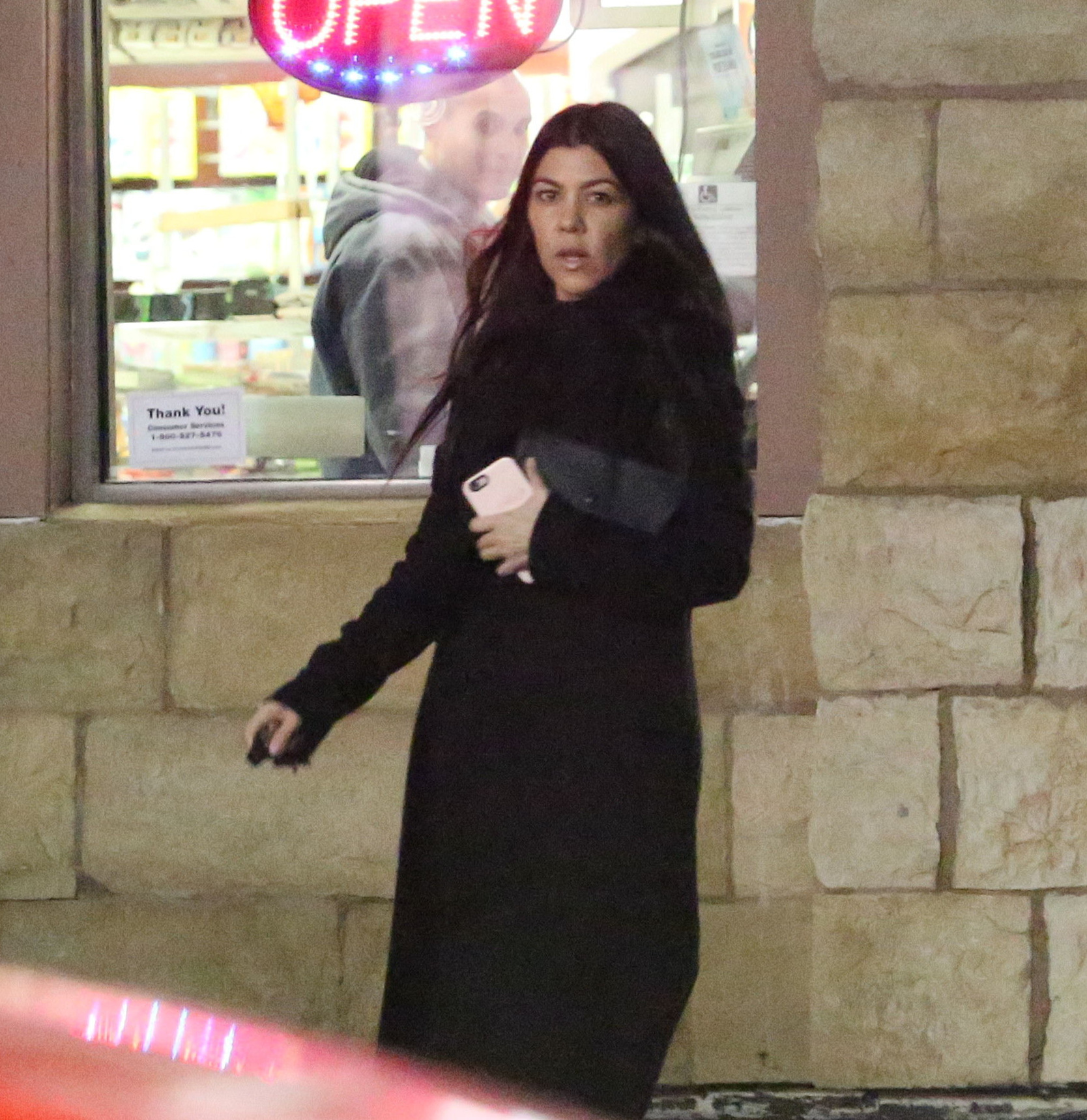 Access_Kardashian_04.jpeg