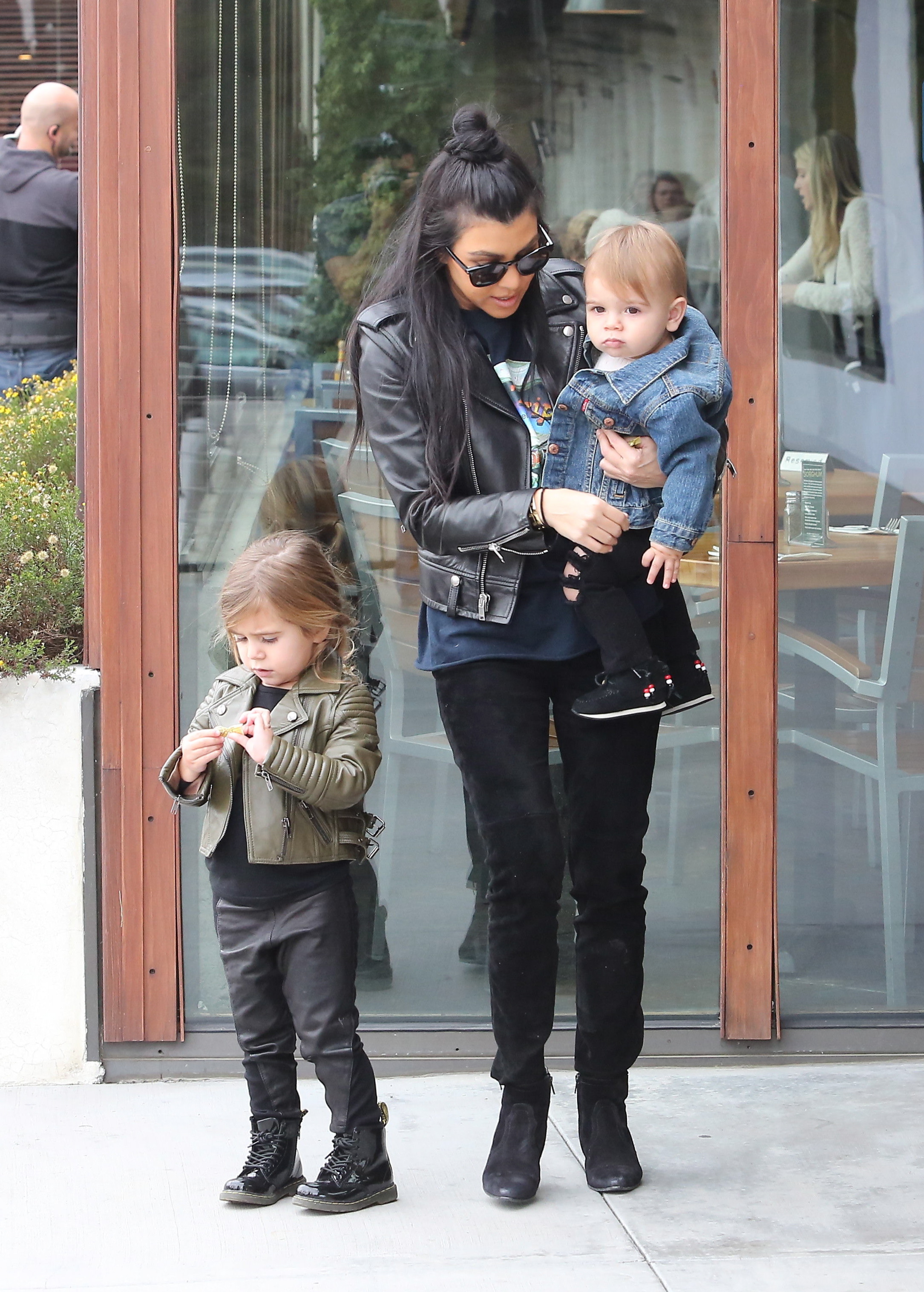 Access_Kardashian_05.jpeg