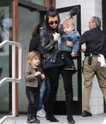 Access_Kardashian_07.jpg
