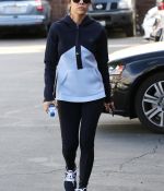 Access_Kardashian_07.jpg