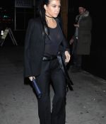 Access_Kardashian_01.jpg