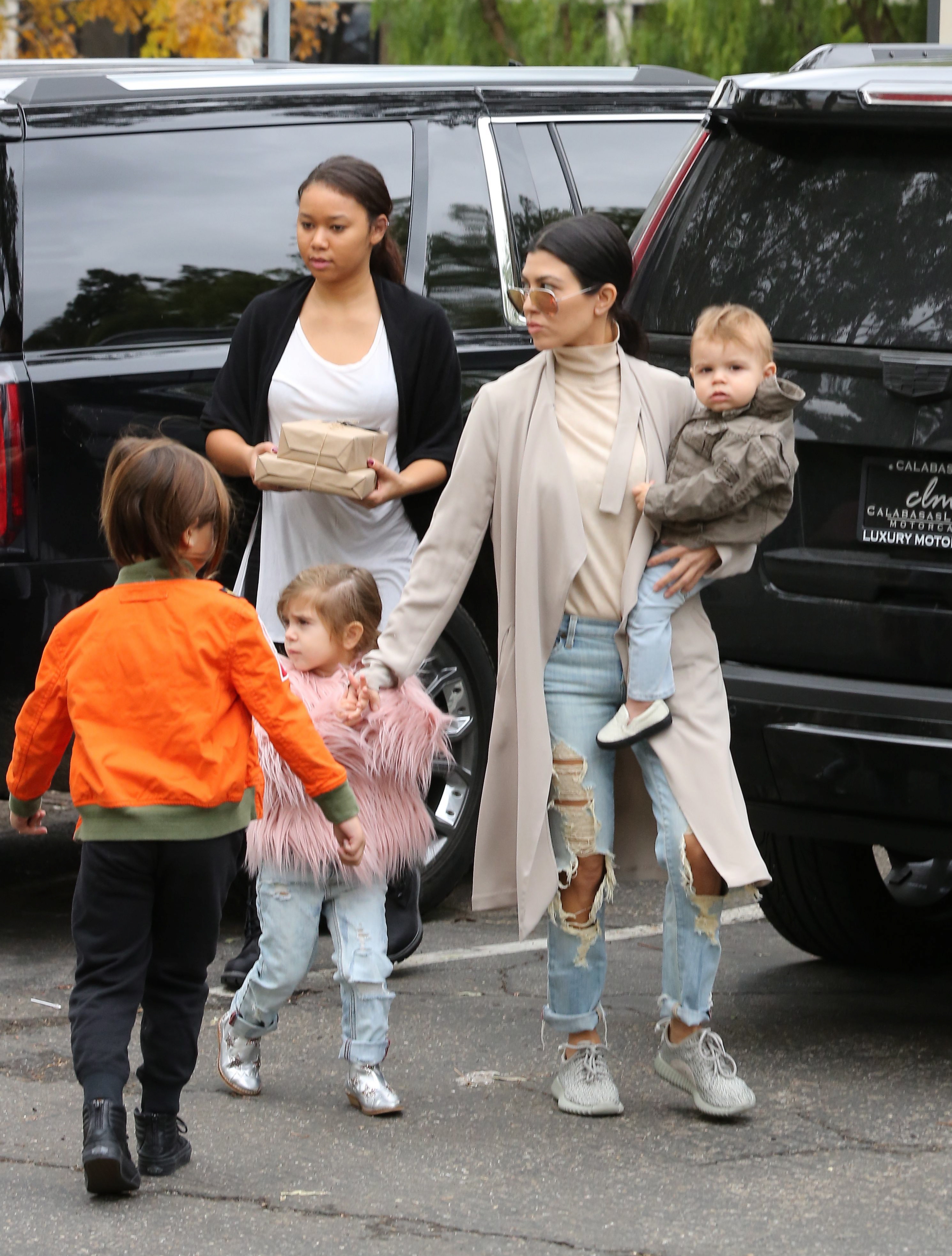 Access_Kardashian_04.jpg