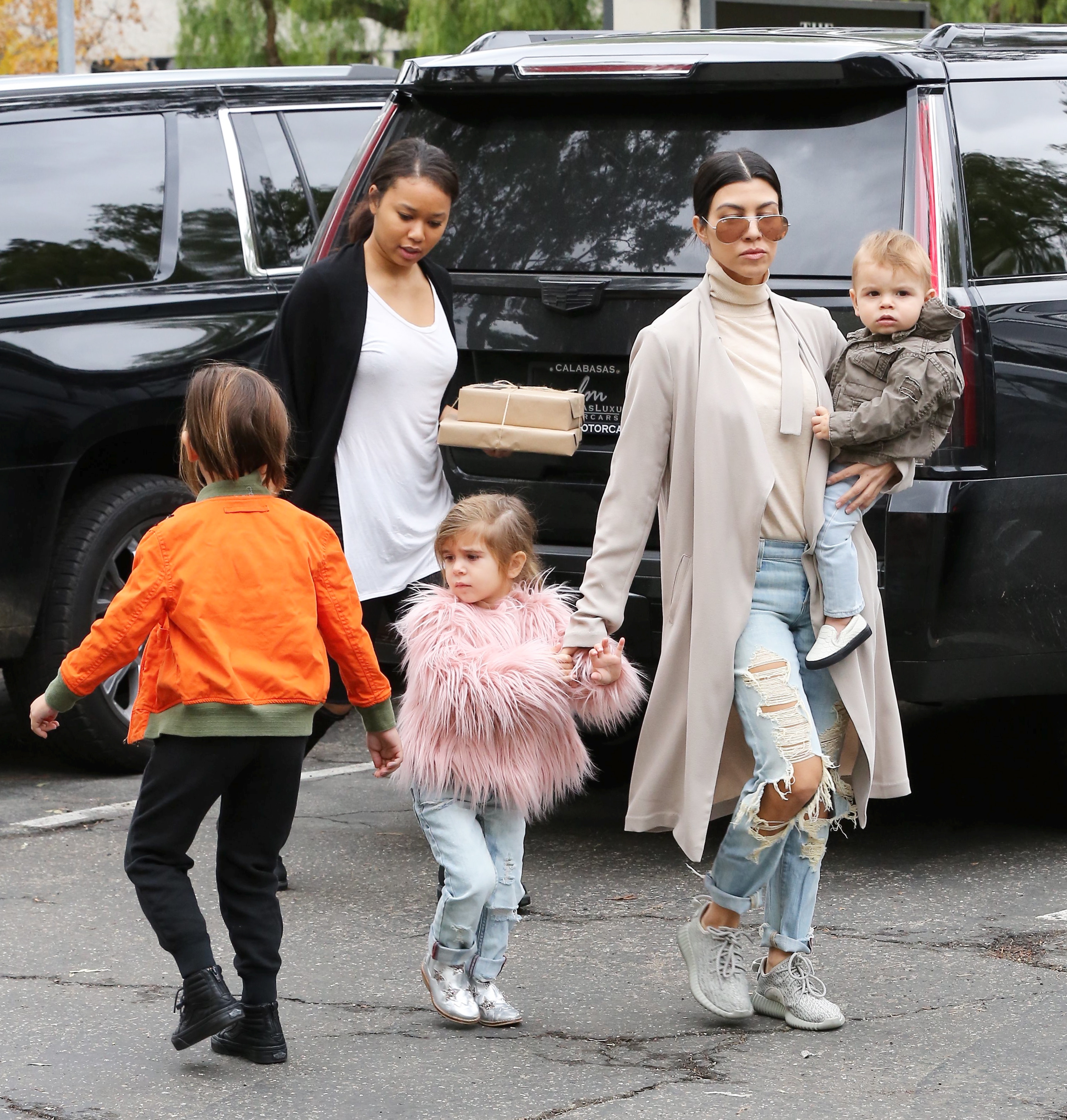 Access_Kardashian_05.jpg