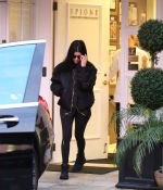 Access_Kardashian_011.jpeg