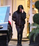 Access_Kardashian_02.jpeg