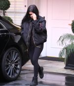 Access_Kardashian_06.jpeg