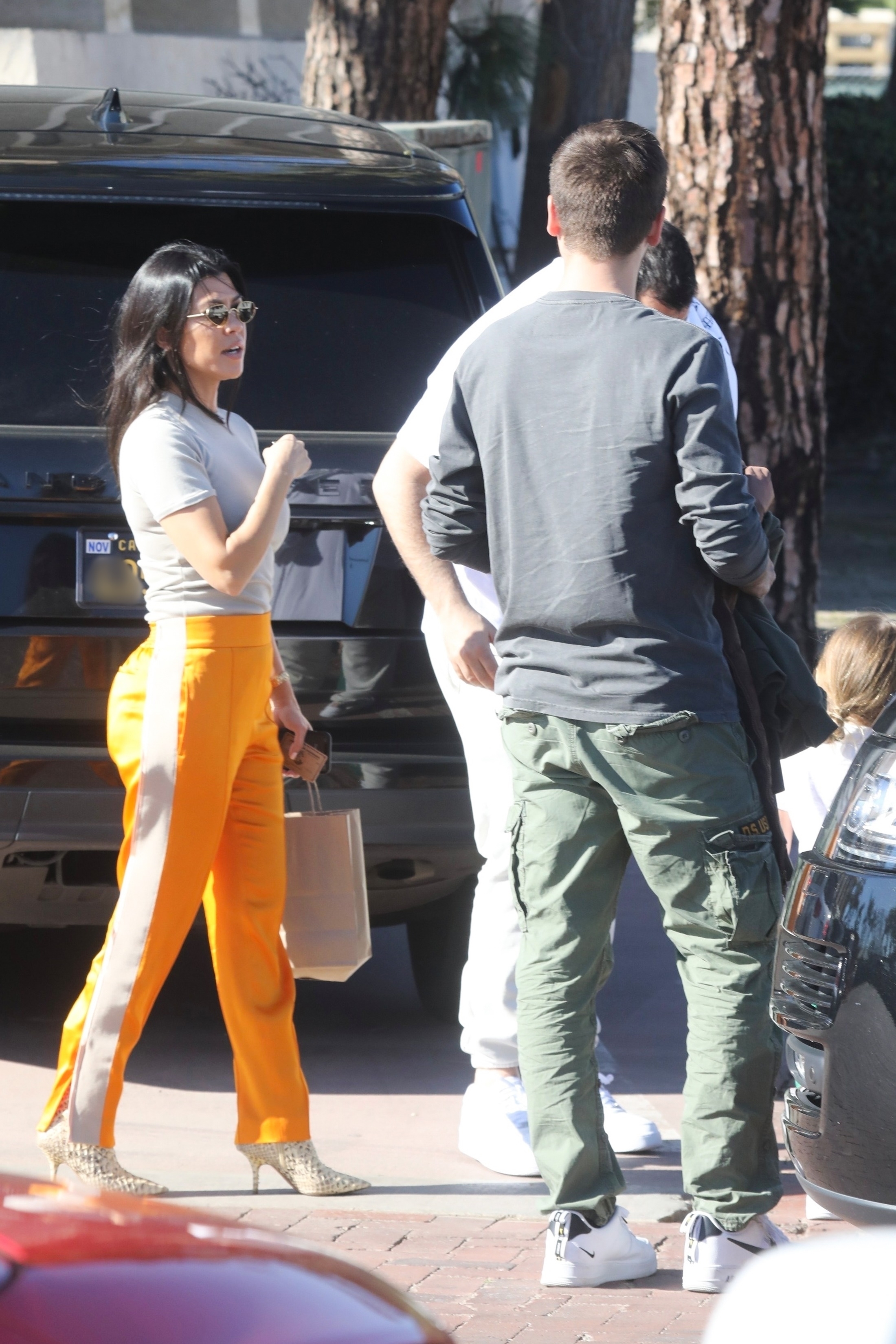 Access_Kardashian_02.jpg
