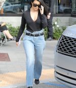 Access_Kardashian_04.jpg
