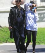 Access_Kardashian_021.jpg