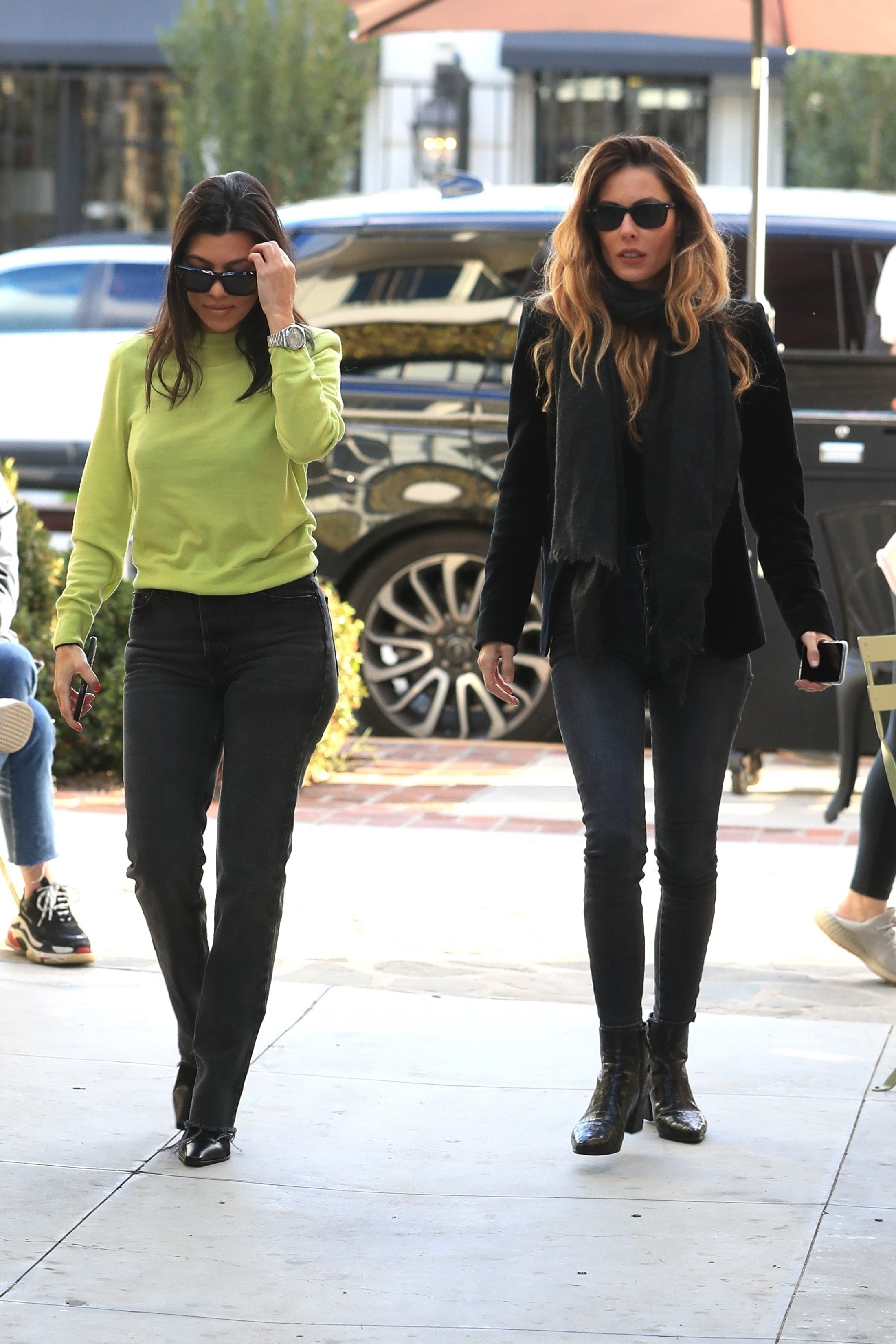 Access_Kardashian_02.jpg