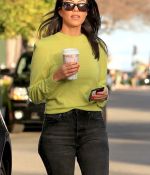 Access_Kardashian_01.jpg