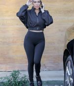 Access_Kardashian_08.jpg