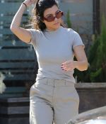Access_Kardashian_09.jpg