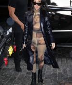 Access_Kardashian_08.jpg