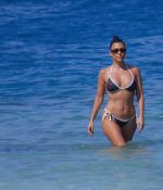 Access_Kardashian_05.jpg