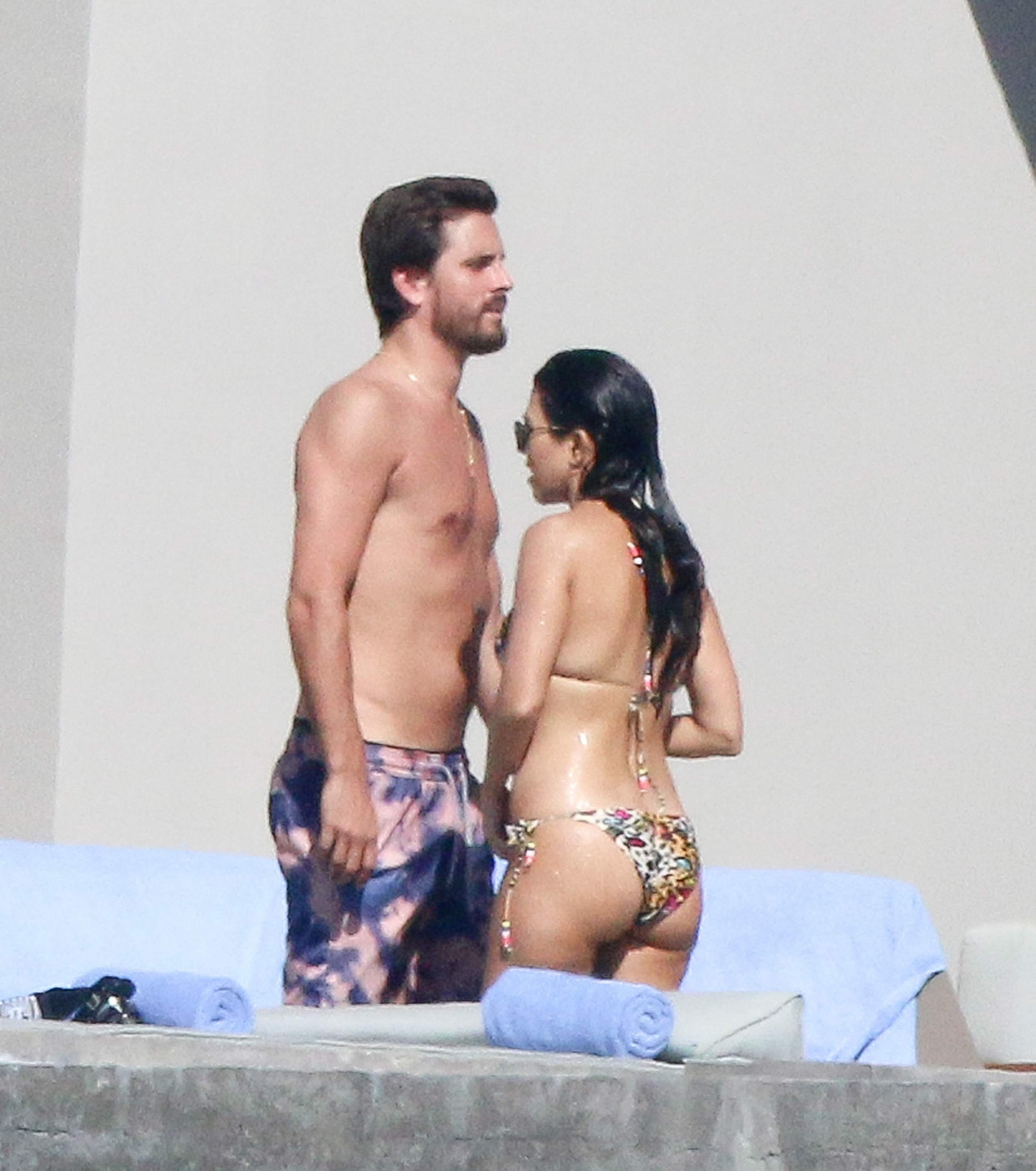 Access_Kardashian_02.jpg