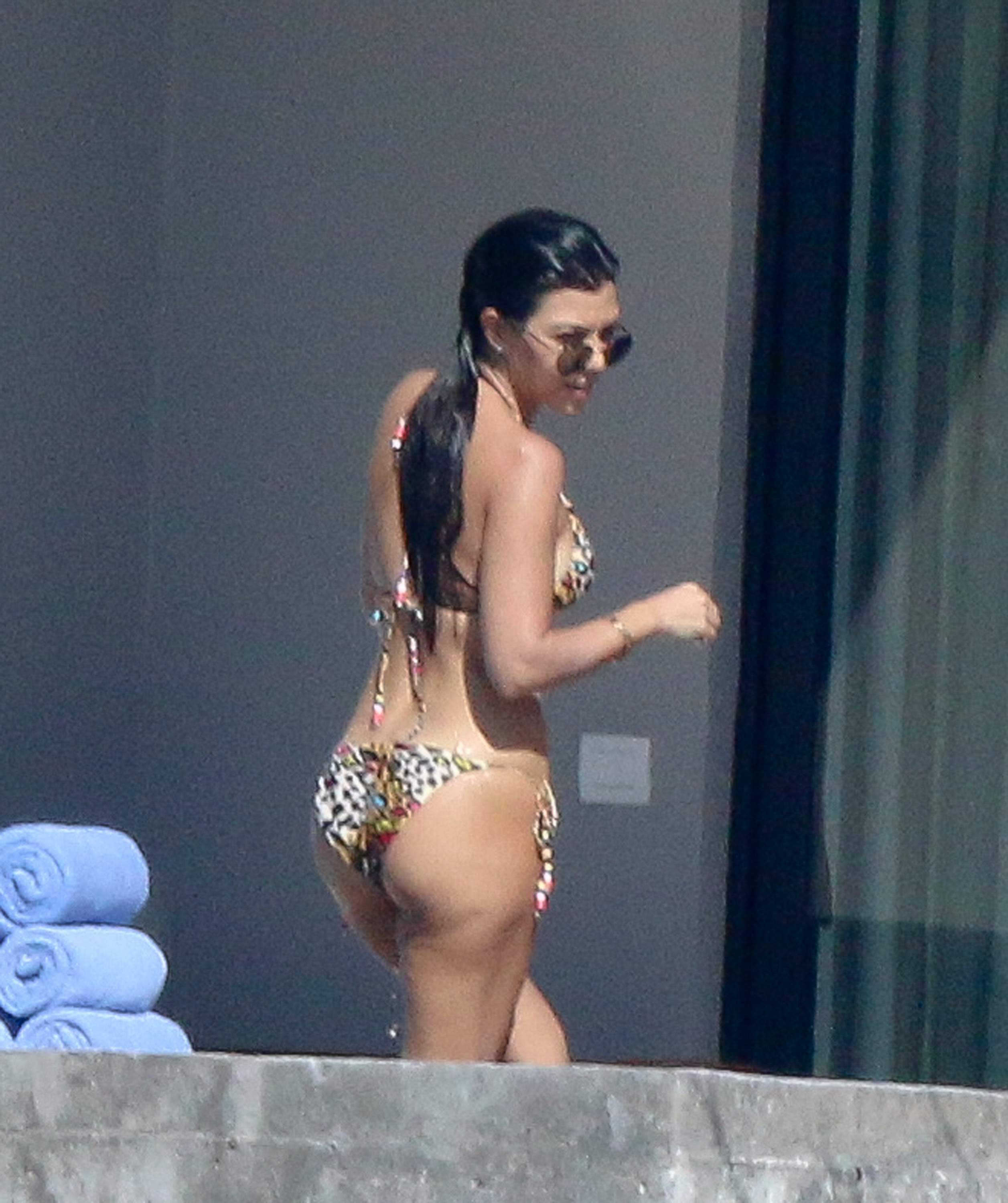Access_Kardashian_04.jpg