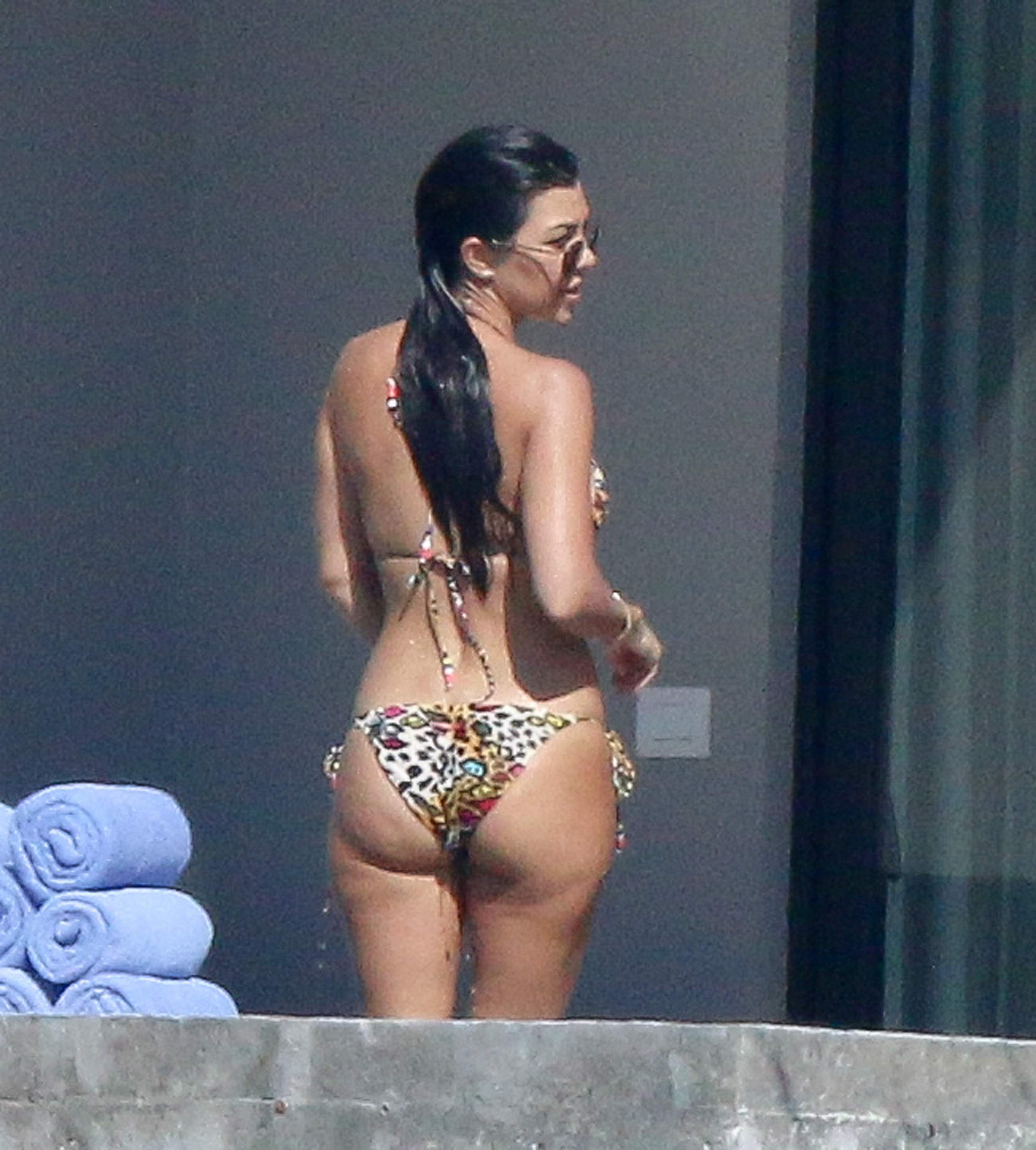 Access_Kardashian_06.jpg